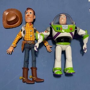 Disney & Pixar Toy Story Interactive Talking Figures – Woody & Buzz Lightyear